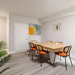 Chic & Convenient Philly Getaway, Your Stylish Stay In Center City
