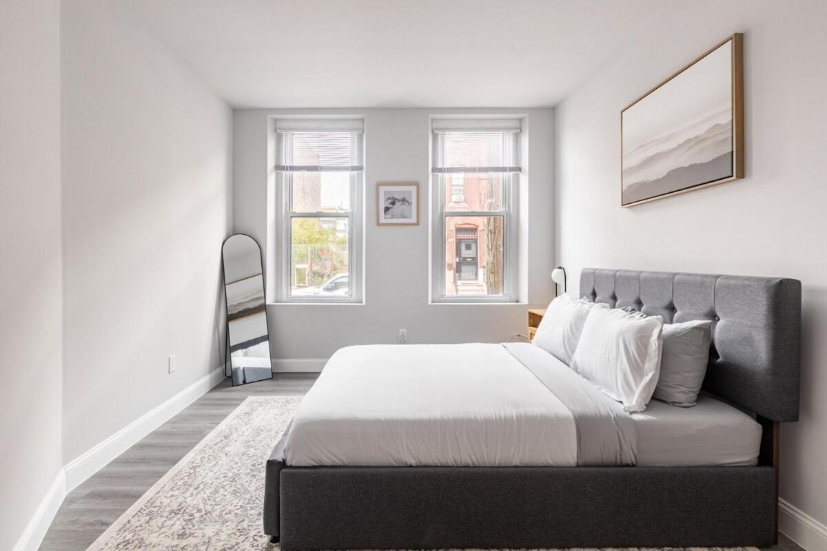 Apartment Chic & Convenient Philly Getaway, Your Stylish In Center Philadelphia