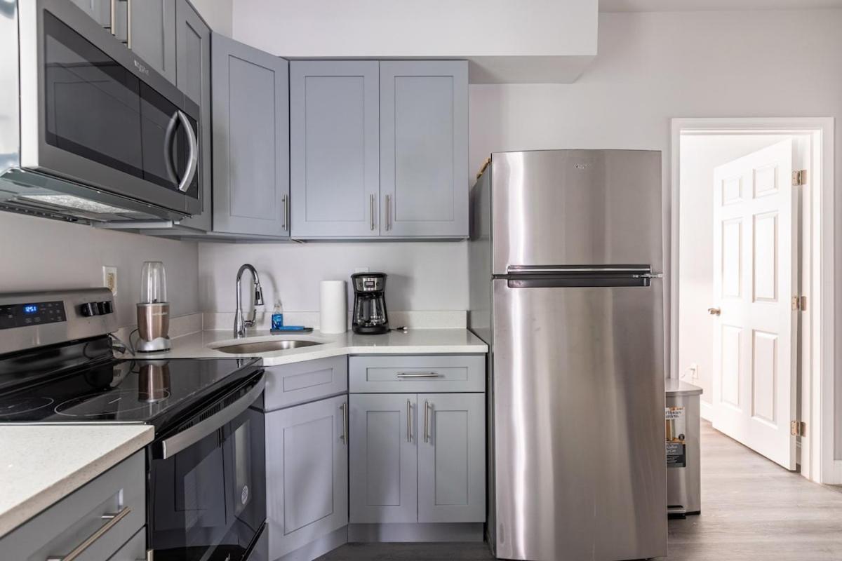Apartment Chic & Convenient Philly Getaway, Your Stylish In Center *