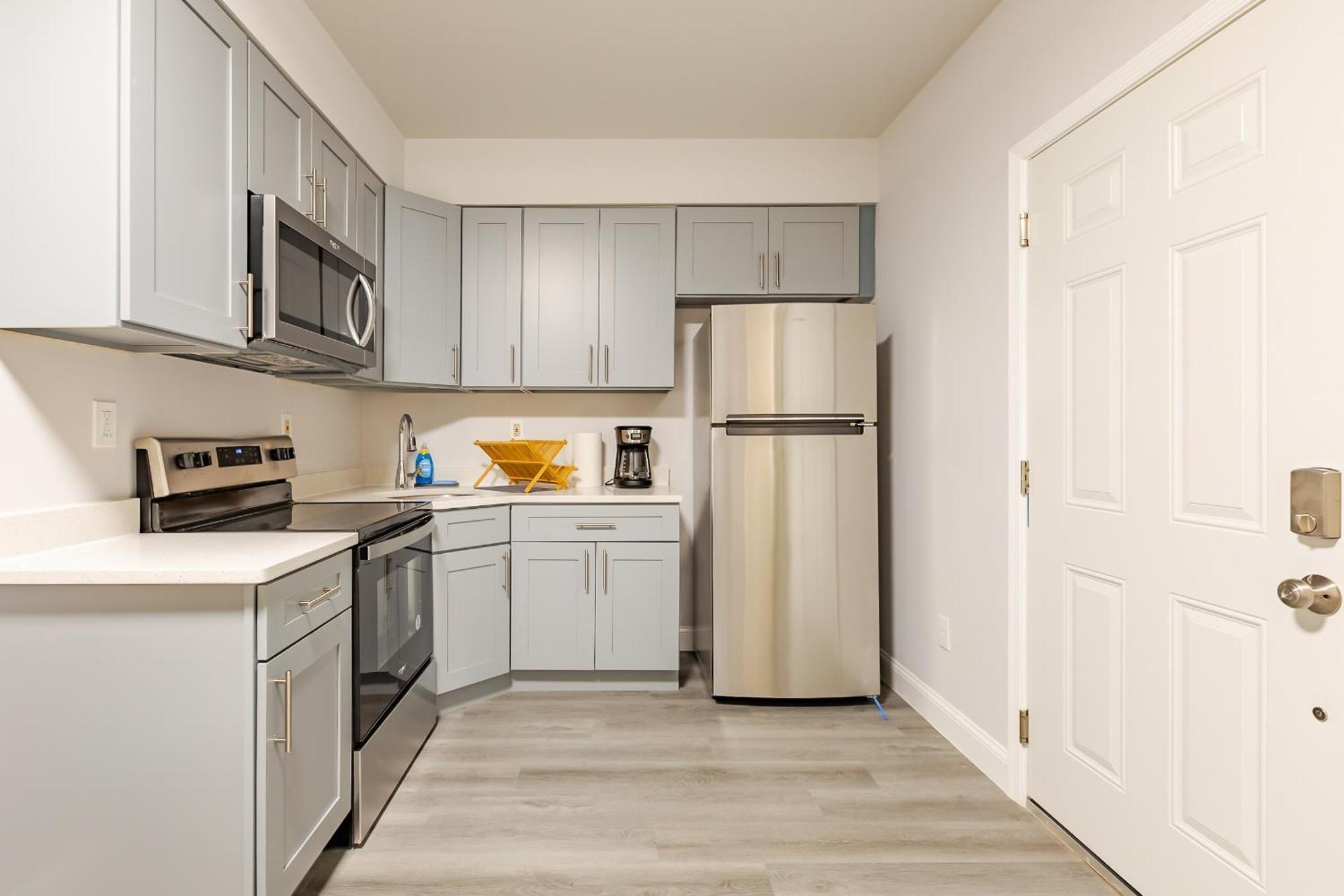 Chic & Convenient Philly Getaway, Your Stylish In Center Philadelphia