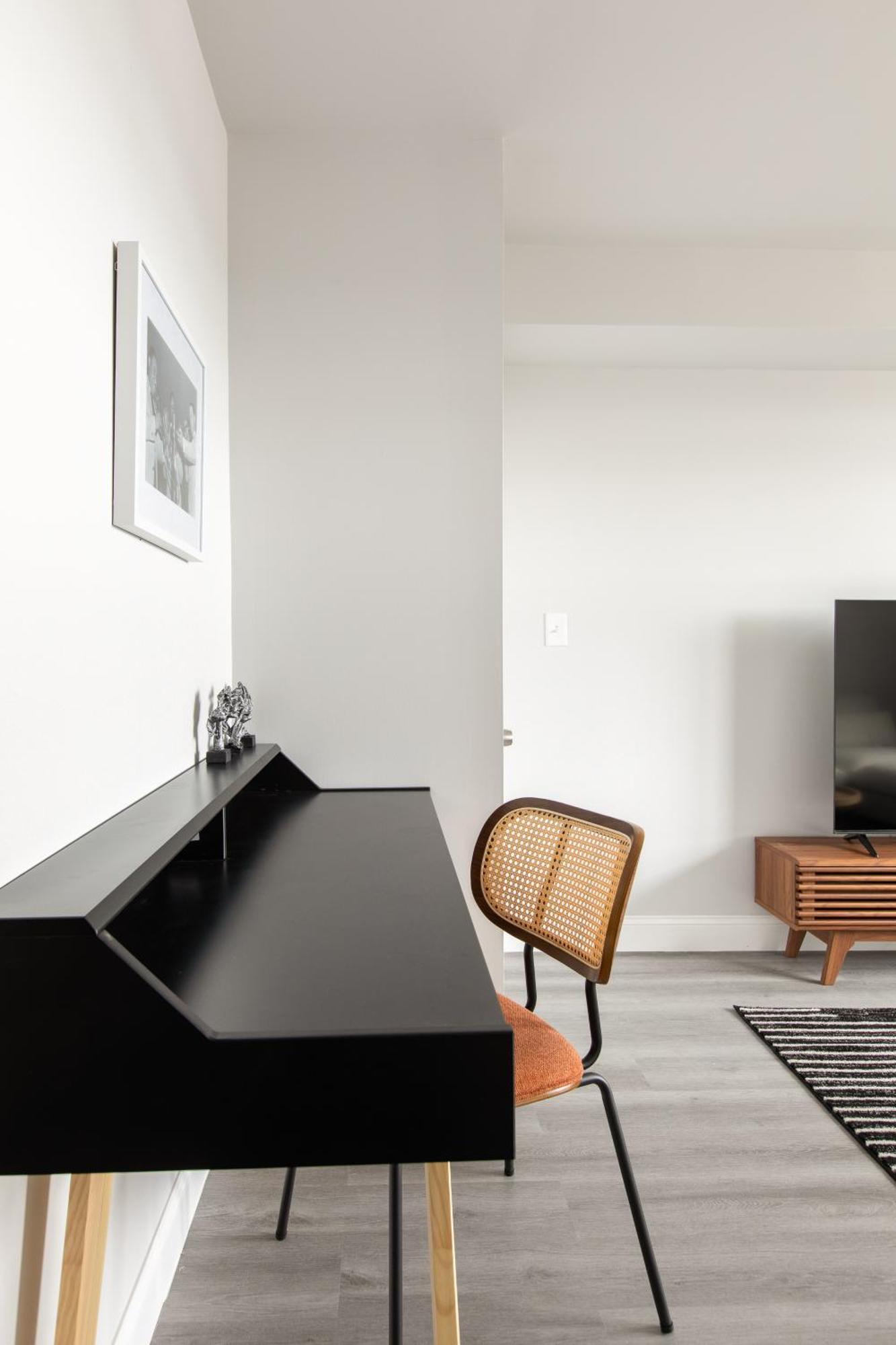Apartment Chic & Convenient Philly Getaway, Your Stylish In Center *