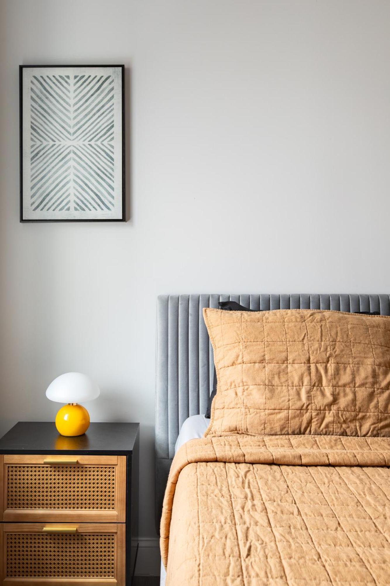 Chic & Convenient Philly Getaway, Your Stylish In Center *